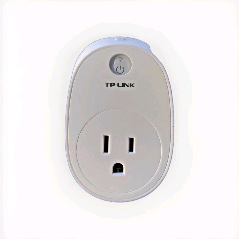 TP-Link - HS100 - Smart WiFi Plug Plug For Smart Home Systems